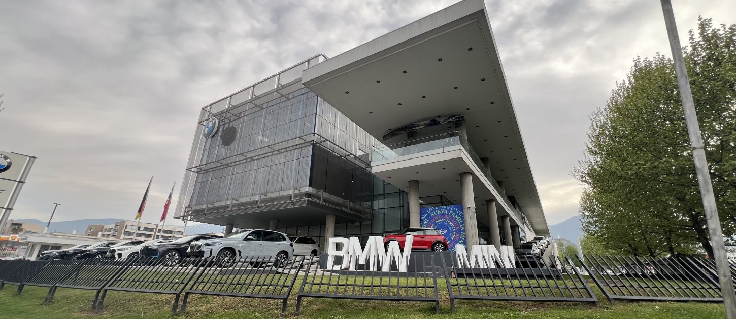 Concesionarios de Autos en Chile: Encuentra tu BMW