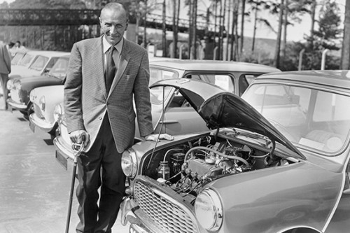 1956 | ALEC ISSIGONIS: EL PADRE INTELECTUAL