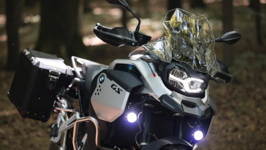 BMW F 900 GS ADV